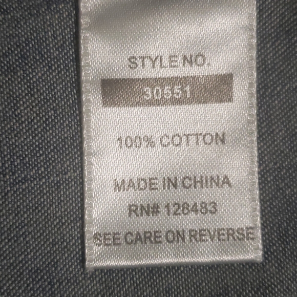 New boutique Denim shirt - Picture 12 of 13